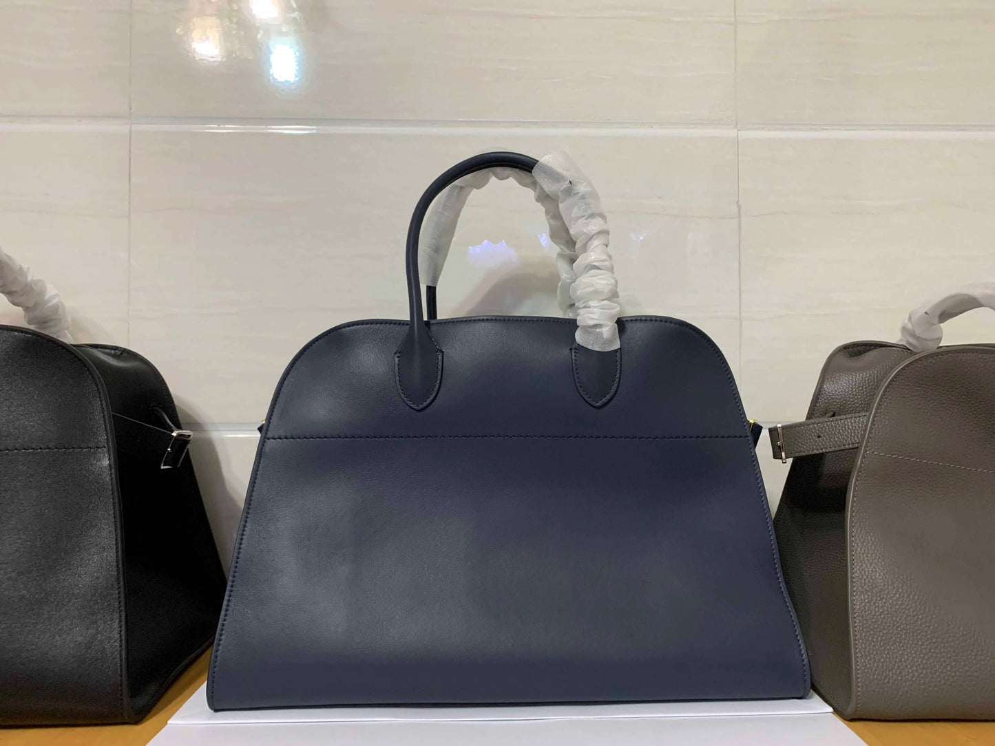 Handmade Natural Leather Large Capacity Handbag | Purely Crafted Soft & Odorless Shoulder Bag | Unisex Genuine Leather Casual Tote | Eco-Friendly Organic Cotton Lined Shopper Luxegan