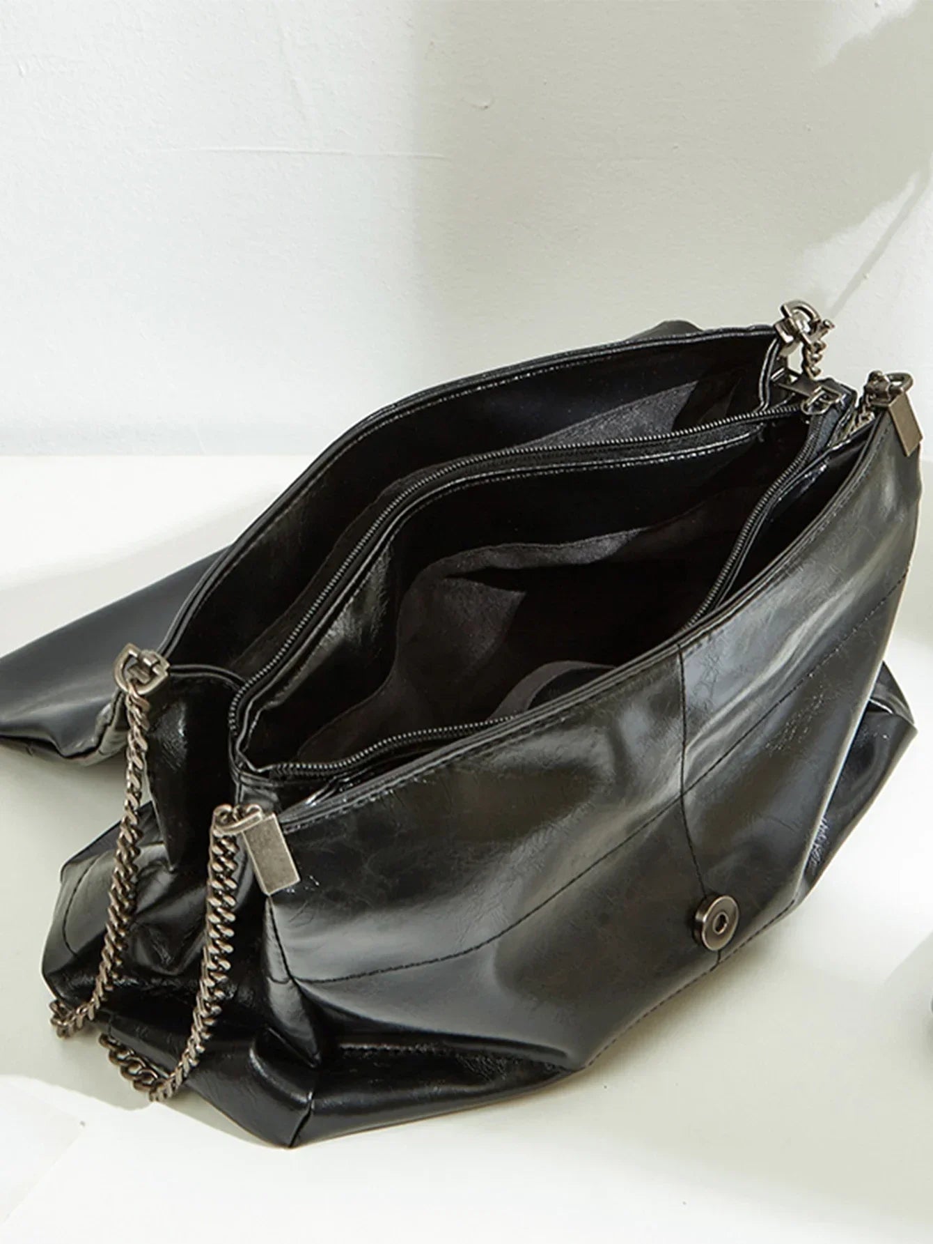 Large Capacity Commuting Bag | High-End & Fashionable Chain Tote Bag Luxegan