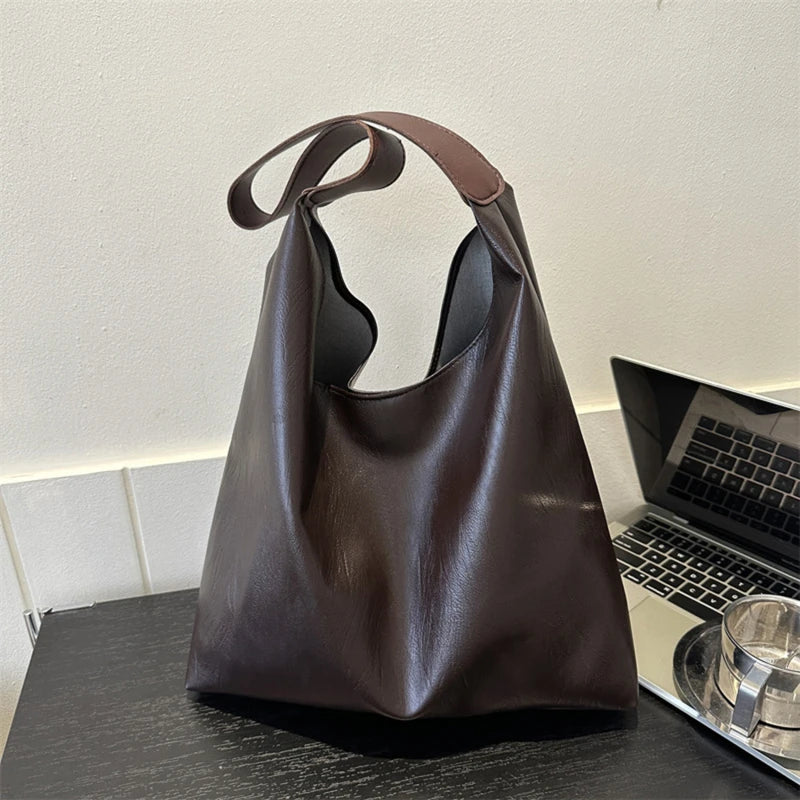 Vintage Soft PU Leather Ladies Shoulder Bag | Commuter Large Handbag & Women's Versatile Tote Underarm Bag (Quality Design)