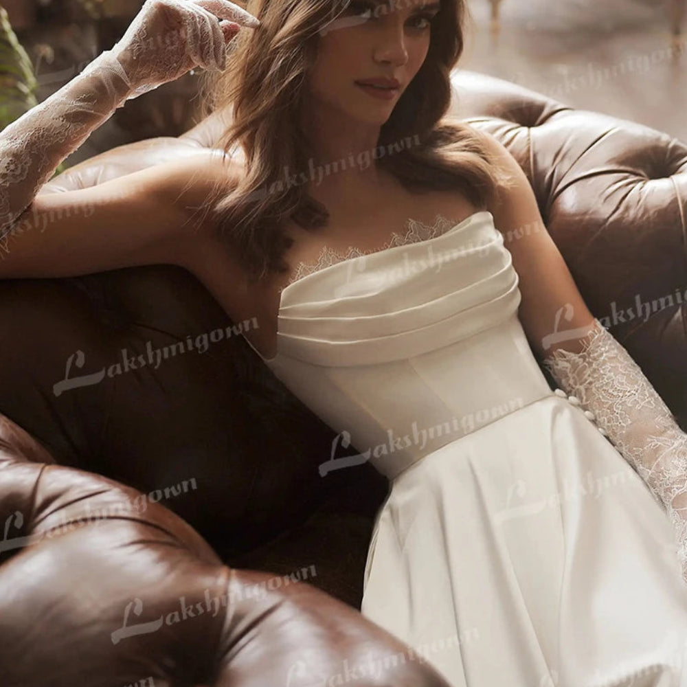 Sexy Split Satin A-Line Wedding Dress | Boho Strapless Lace-Up Bridal Gown | Simple Sleeveless Floor-Length Marriage Dress Luxegan