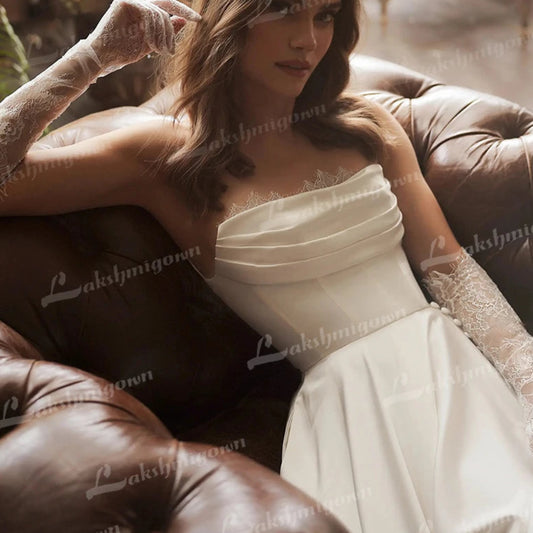 Sexy Split Satin A-Line Wedding Dress | Boho Strapless Lace-Up Bridal Gown | Simple Sleeveless Floor-Length Marriage Dress Luxegan