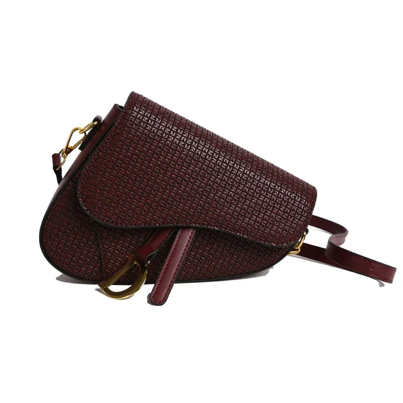 Luxury Popular Shoulder Bag | Designer Tote Purse & Ladies Elegant Chain Strap Crossbody Bag (Suitable for Daily Use) Luxegan
