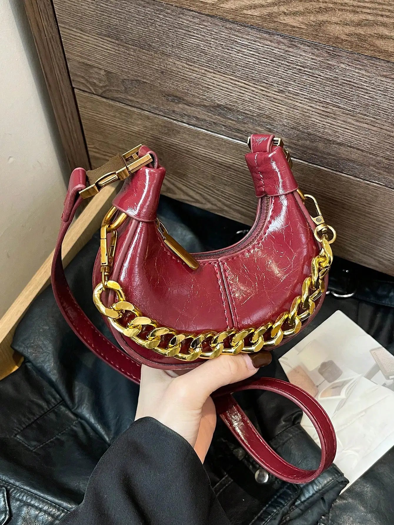 Elegant Hobo Top Handle Bag | Small Minimalist Chain Shoulder Purse Luxegan