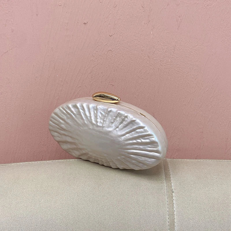 Polyester Sequined Shell Clutch | Hard Retro Gold Creative Box Evening Bag