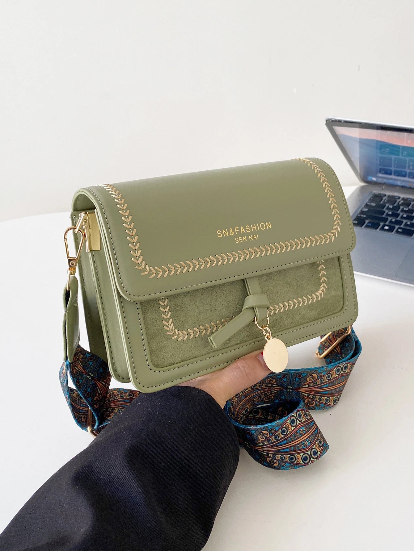 Small Square Satchel | Versatile Wide-Strap Crossbody Bag Luxegan