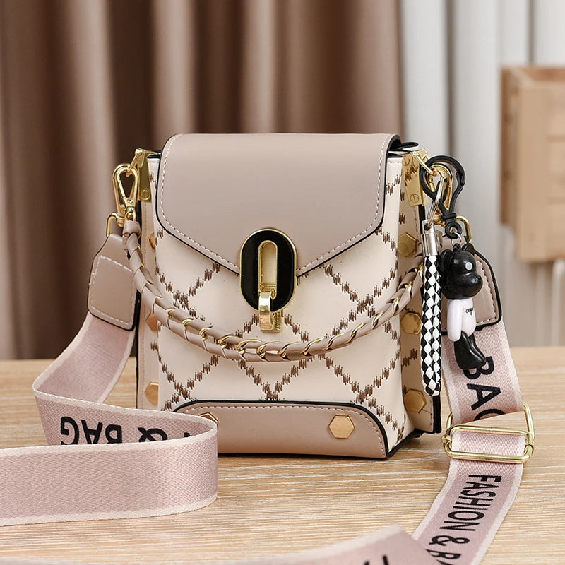 Mini Studded Decor Crossbody Bag | Argyle Embroidery Mobile Phone Purse & Trendy Chain Handbag for Women Luxegan