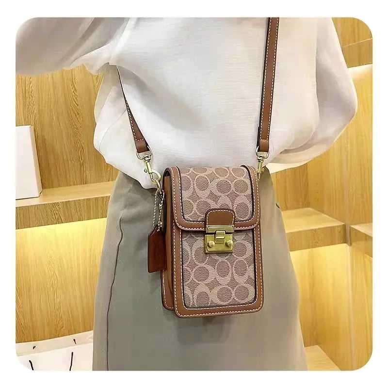 Luxury Replica Mini Circular Crossbody Tote | Patent Leather Designer Bag Luxegan