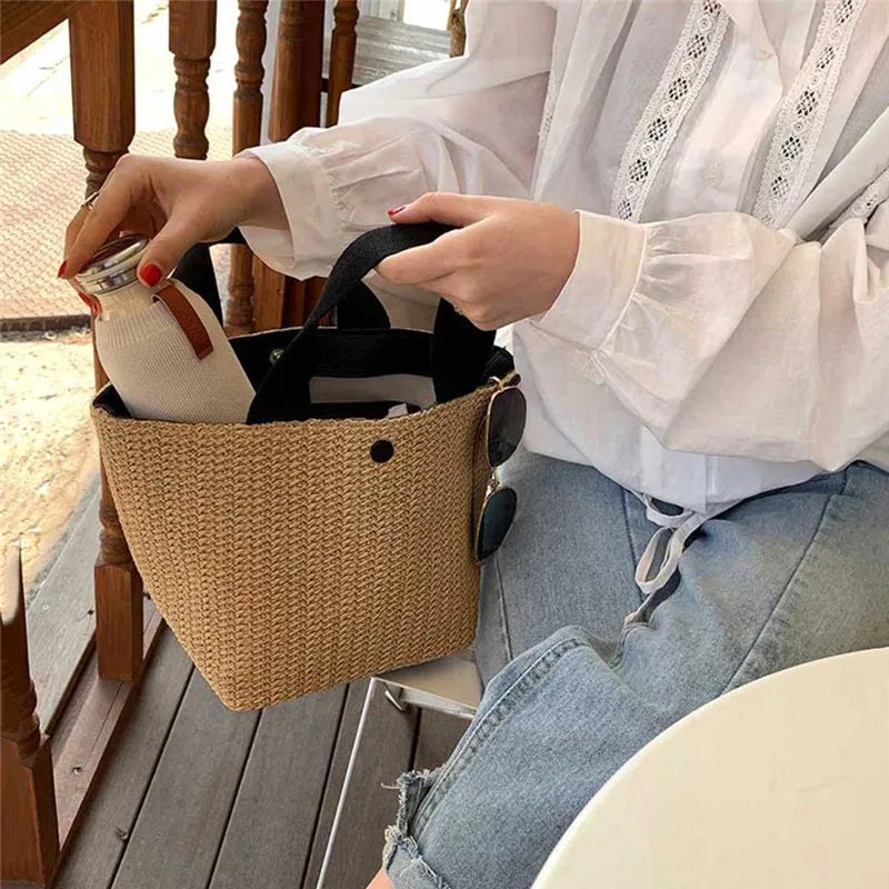 Beach Straw Shoulder Messenger Bag | Women's Bohemian Summer Woven Rattan Bucket Shoulder Handbag & Handmade Crossbody Bag Luxegan