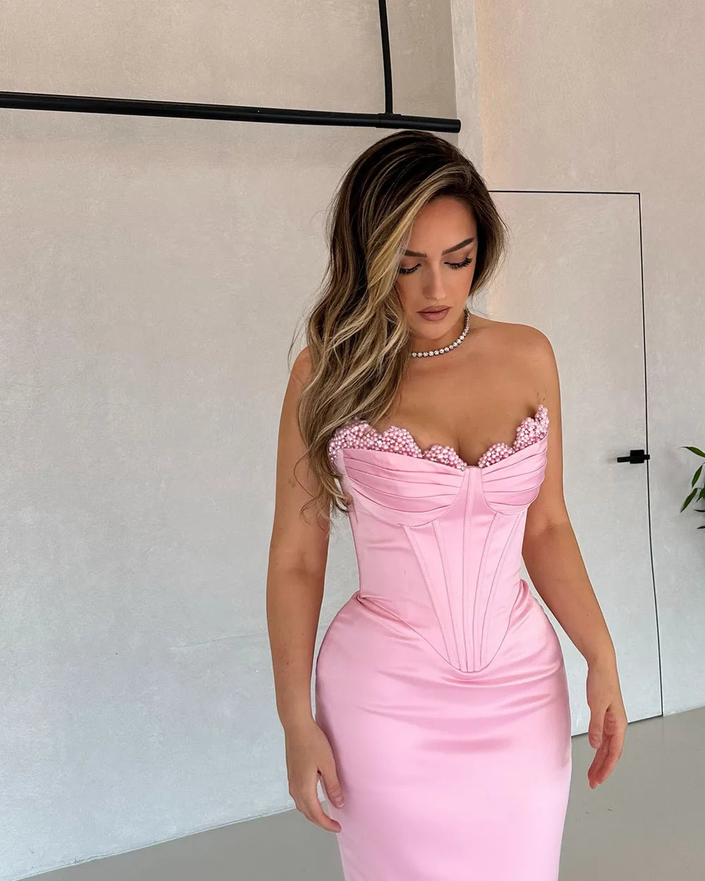 Luxury Pink Strapless Corset Prom Dress | Elegant Beaded Satin Mermaid Evening Gown | Formal Backless Pearls Party Dress | Customized Built-In Bra Trumpet Luxegan