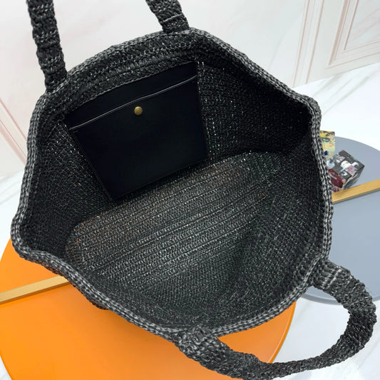 Luxury Brand Designer Shoulder Bag | Sophisticated "Casual Tote" Silhouette | Trend Small Leather Crossbody Side Bag | "Dignified" High-Performance Famous Brand Essential for Radiant Versatile Styling Luxegan