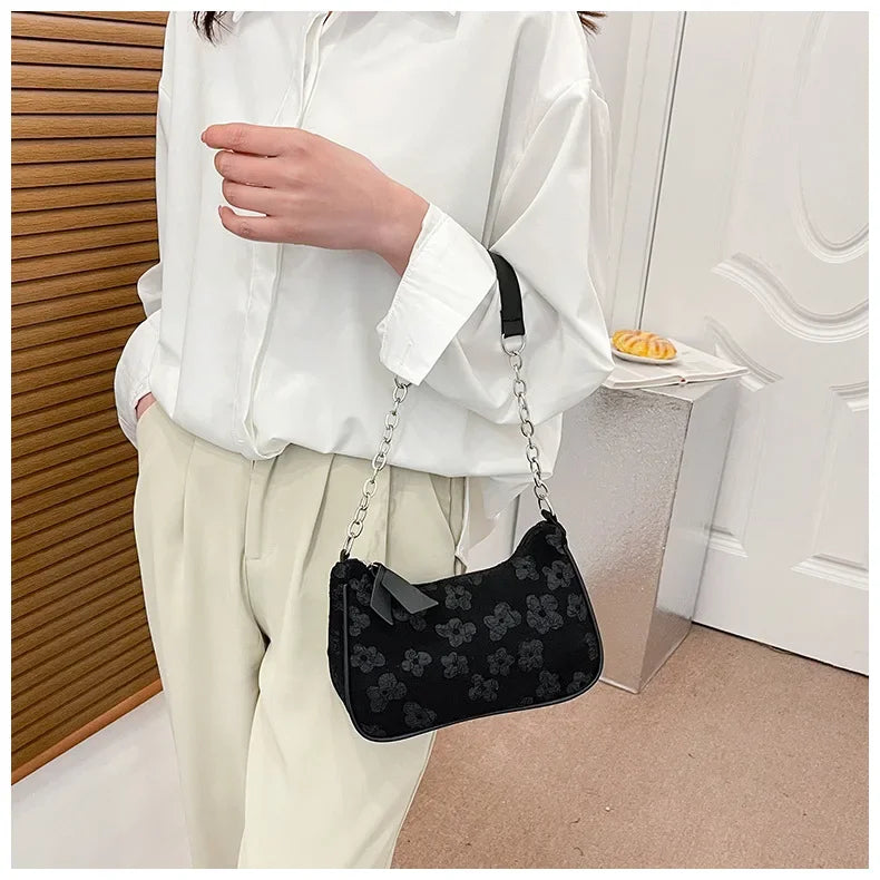 Fashion Casual Felt-Style Shoulder Bag | Small Underarm Handbag for Women | Versatile Oxford Crossbody & Messenger Bag | Minimalist Solid Color Daily Tote Luxegan