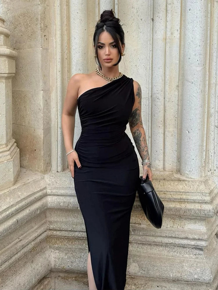 Sexy Split Black Maxi Dress for Women | Elegant One-Shoulder Backless Summer Party Dress | Premium Medium-Stretch Slim Fit Club Vestido | Model AC022 Sleeveless Ankle-Length Straight Silhouette Dress Luxegan