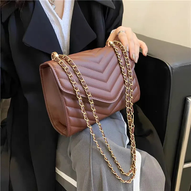 Women's One Shoulder Fashion Retro Small Square Bag | Crossbody Handbag Minimalist Style Women's Chain Bag Suitable for Travel Luxegan