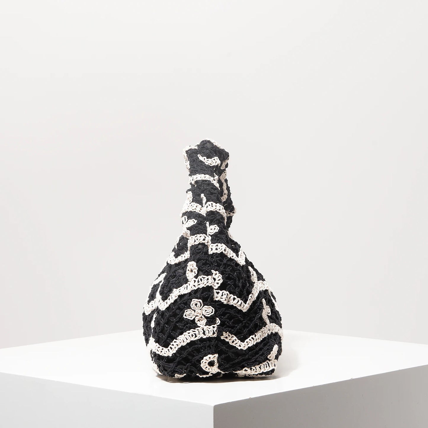 Soft Bohemian Hollow Woven Handbag | Zippered Crochet Beach Tote Luxegan