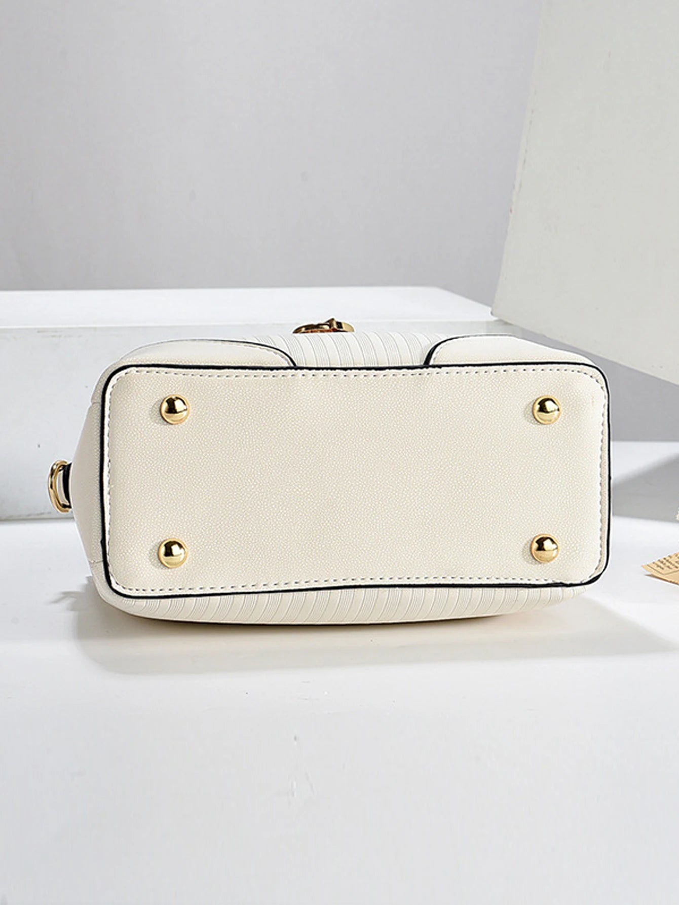 Fashionable Bucket Bag | Simple Style PU Leather Handbag & Large Capacity Crossbody Bag Luxegan