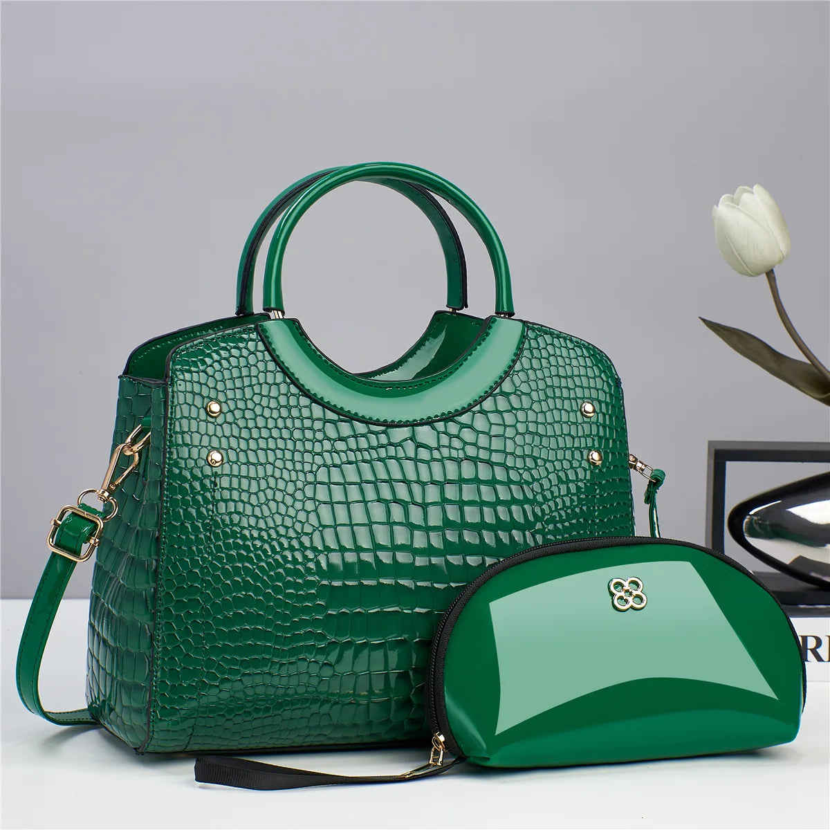 Women's Big Capacity Shoulder Bag | Fashion Versatile Tote & Classic Shopping Bag Luxegan