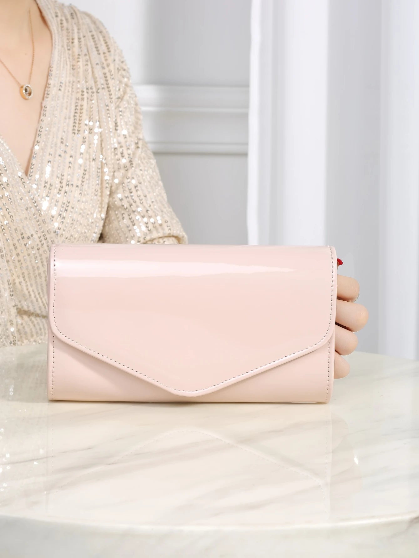 PU Leather Solid Clutch Bag | Hard Elegant Chain Crossbody Square Bag Luxegan