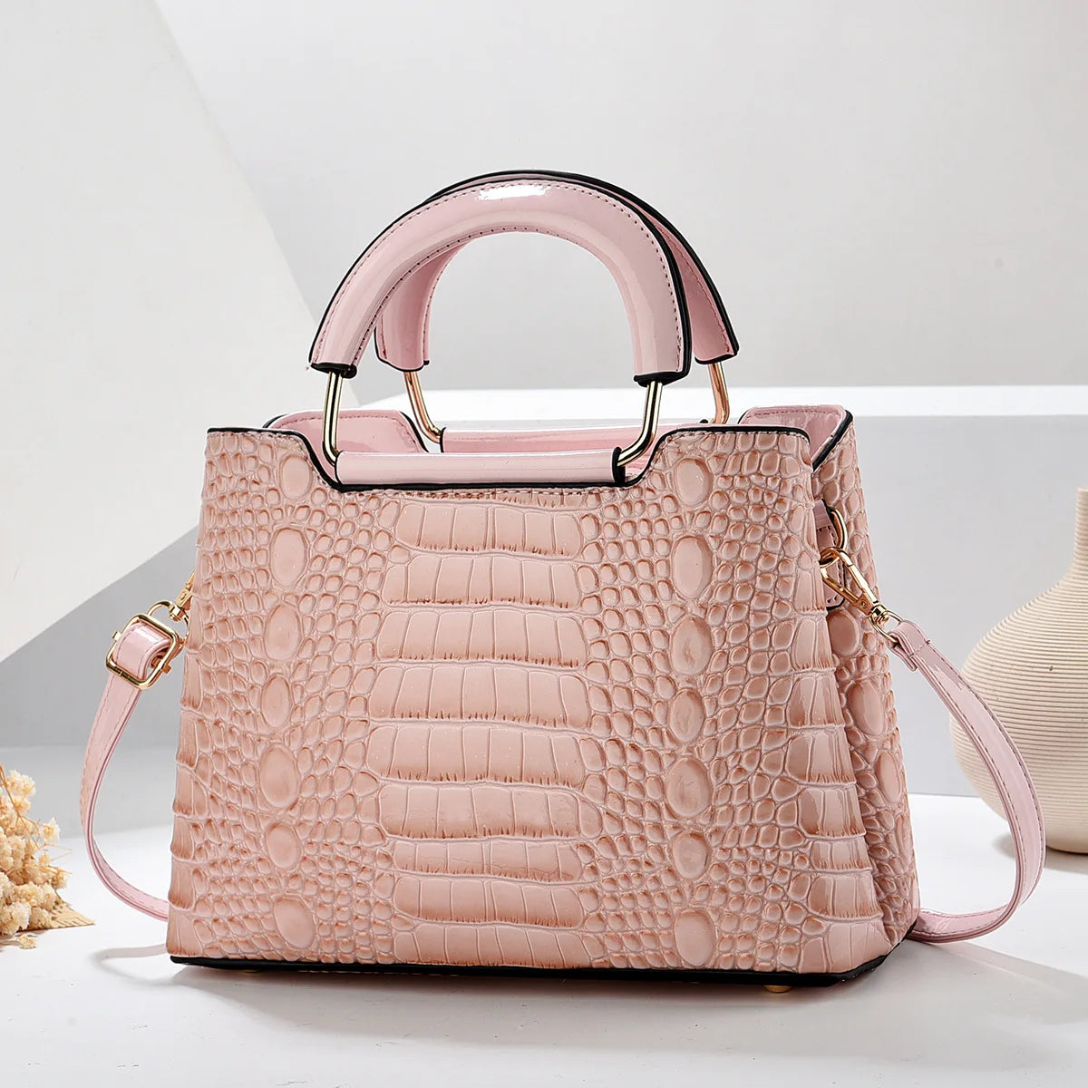 High-Quality Leather Luxury Handbags | Designer Women's Crossbody & New Shoulder Bags Luxegan