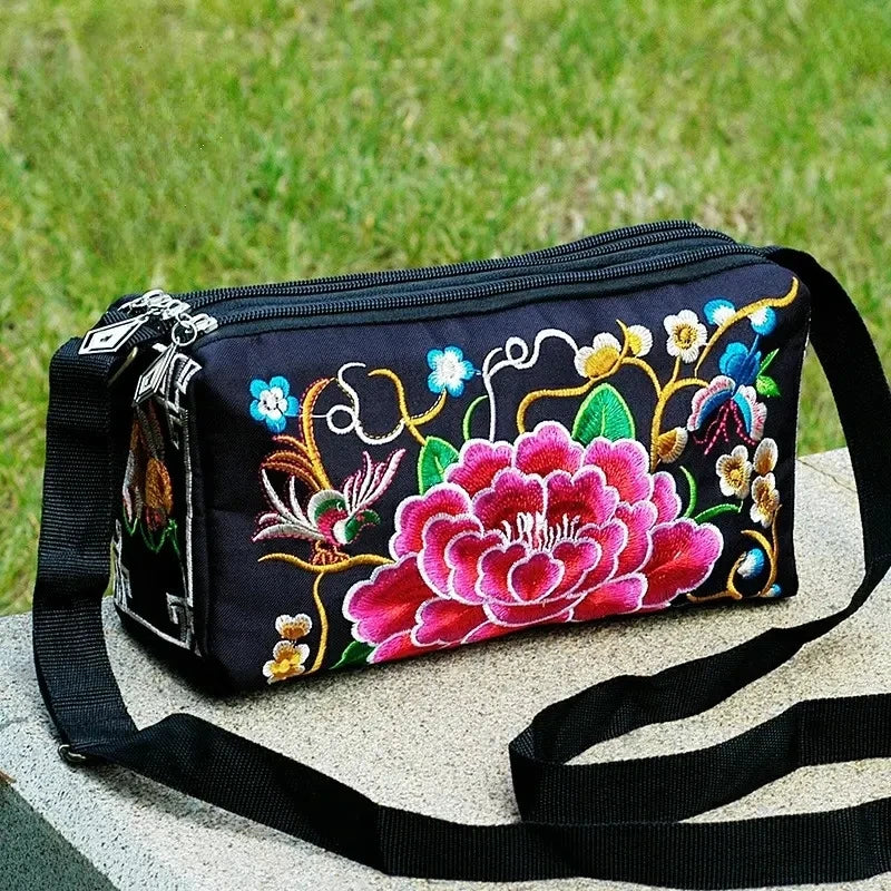 Retro Women Shoulder Bag | Multi Floral Embroidery Bohemia Ethnic Retro Coin Purse Handbags | Canvas Small Messenger Bag Luxegan