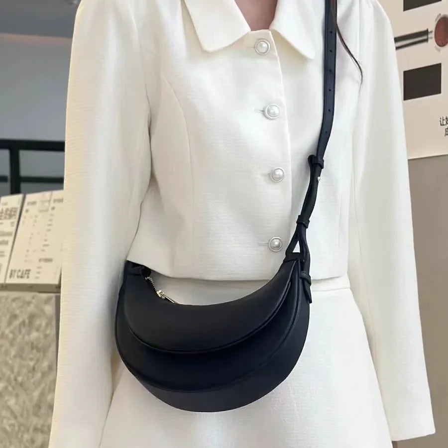 Women's Casual Tote Bags Handbag Luxury Designer Large Capacity PU Half Moon Crescent Bag Saddle Commuting Shoulder Bags Woman