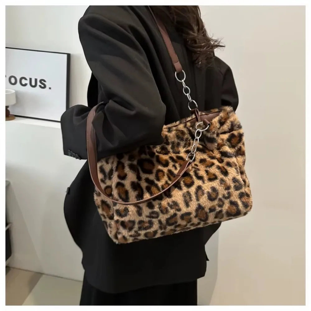 Winter Fashion Leopard Print Plush Women's Bags | Versatile Casual Trendy Premium Texture Large Capacity Shoulder Handbag Luxegan