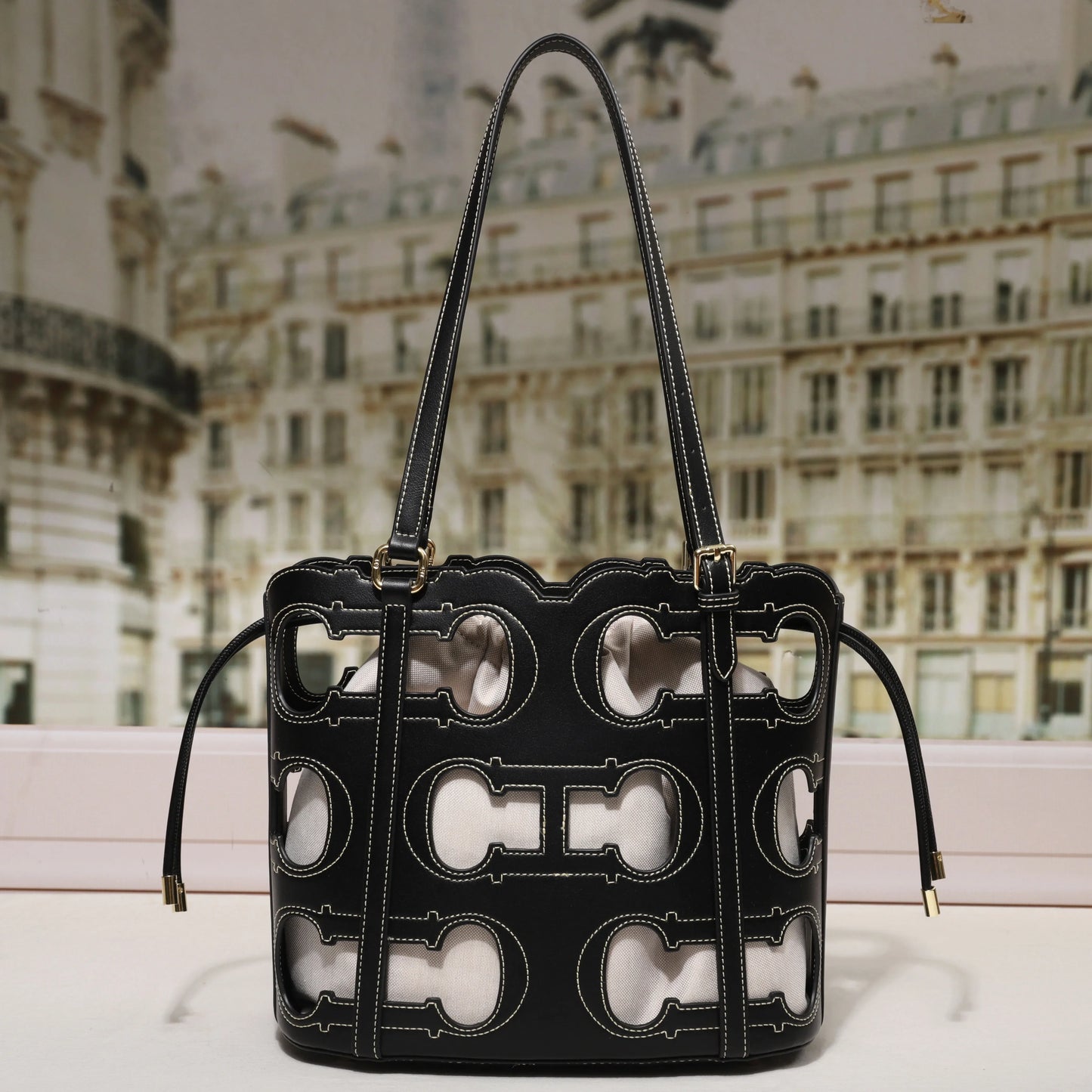 High-End Hollow Out Bucket Tote | Soft Large Capacity Shoulder Bag Luxegan