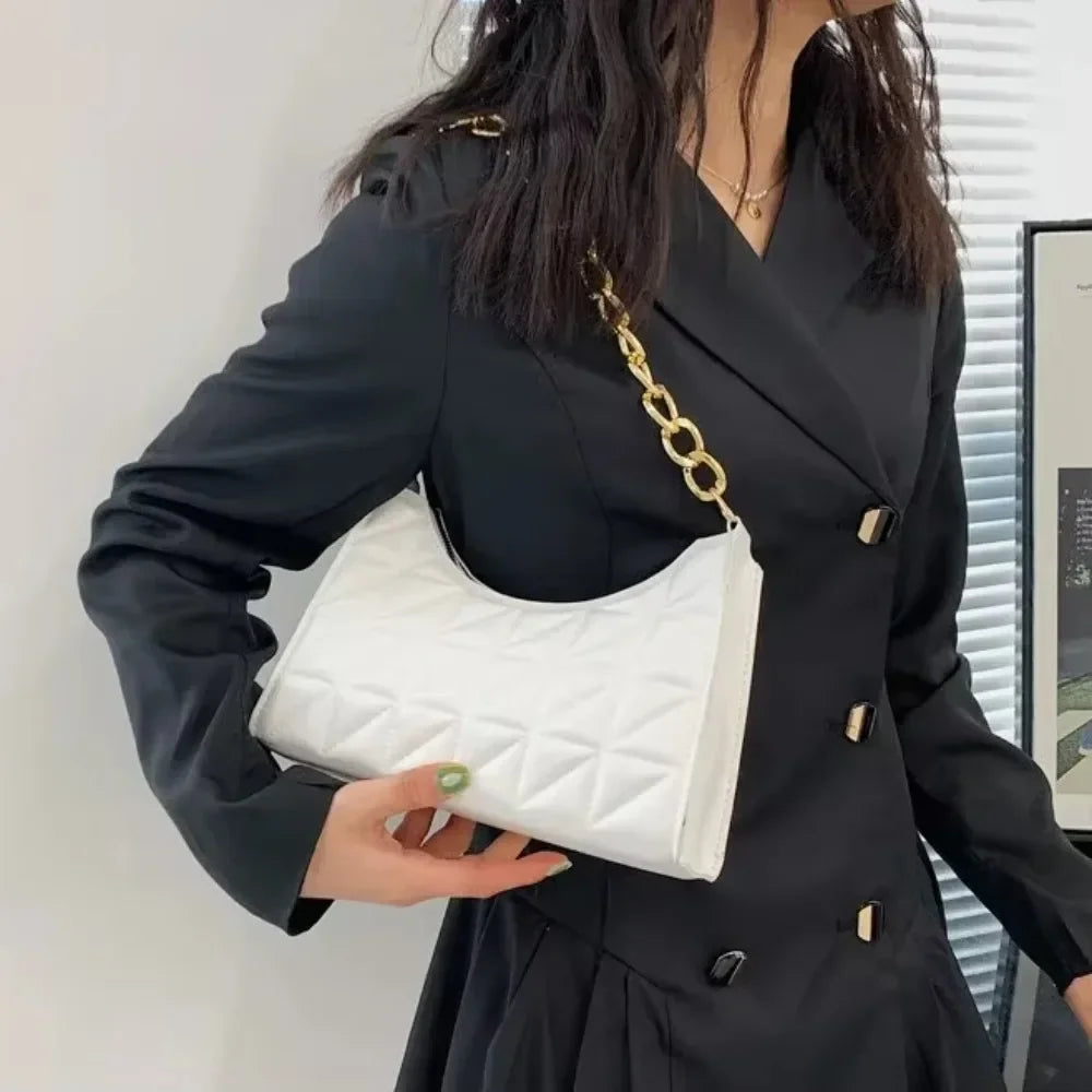 Advanced Diamond Quilted Shoulder Bag | Trendy Chain Handbag Luxegan