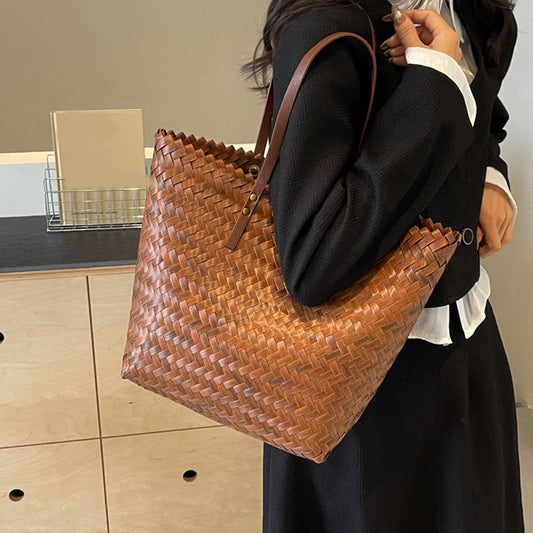 Summer Large Capacity Handbag Totes | Rattan Handmade Straw Shoulder Bags for Women (Travel Seaside Beach Bag - Bolsa Feminina) Luxegan