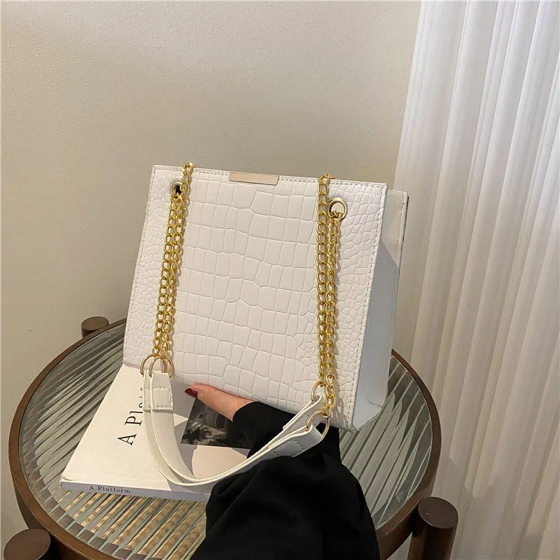 Fashion Luxury Crossbody Bag for Women | New Trendy Designer Shoulder Bag | Sophisticated Solid Color Leisure Messenger | Elegant PU Leather Square Handbag with Versatile Dual Straps Luxegan