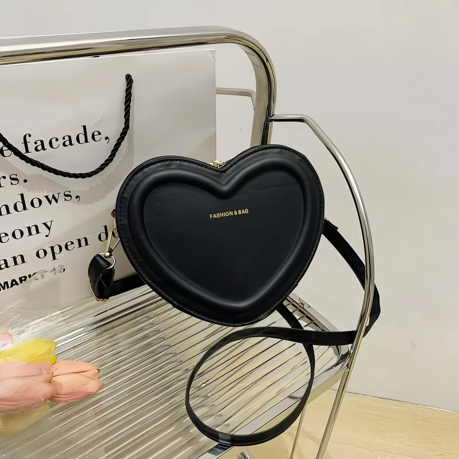 Hot Selling Heart Crossbody Bag | Women's Sweet Solid Color PU Leather Versatile Shoulder Bag | Fashion Handbag (Tan) Luxegan