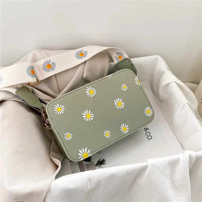 Fashion Women's Daisy Pattern Shoulder Bag | Classic Elegant Handbag & Small Square Tote Luxegan