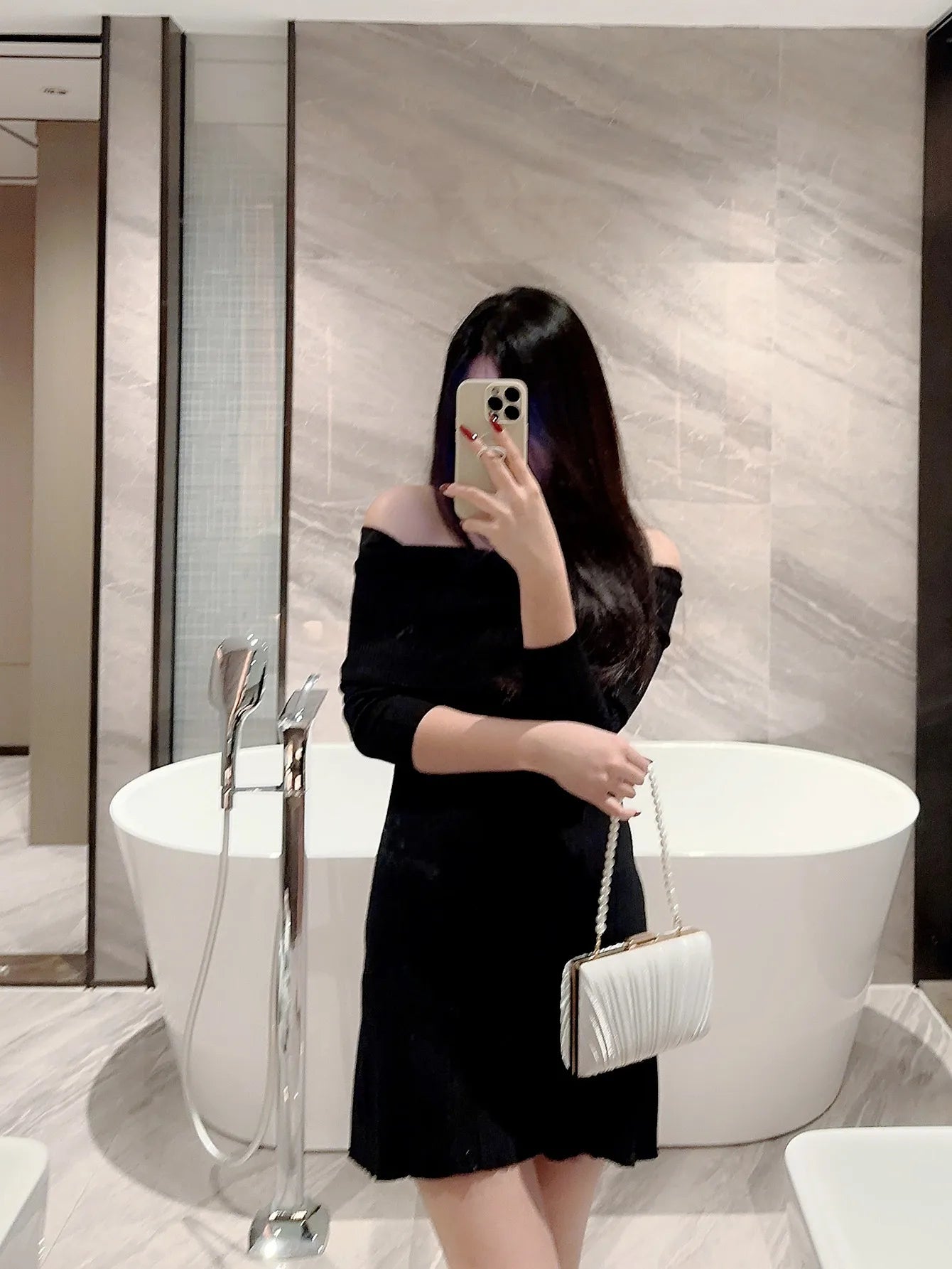Ladies' Casual Pleated Satin Box Dinner Bag | Faux Pearl Handbag & Wedding Clutch Luxegan