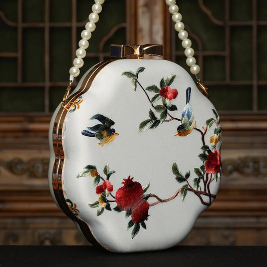 Ethnic Floral Embroidery Round Bag | Sophisticated "Cheongsam Match" Silhouette | Elegant Beaded Chain Crossbody | "Dignified" High-Performance National Style Essential for Radiant Versatile Styling Luxegan
