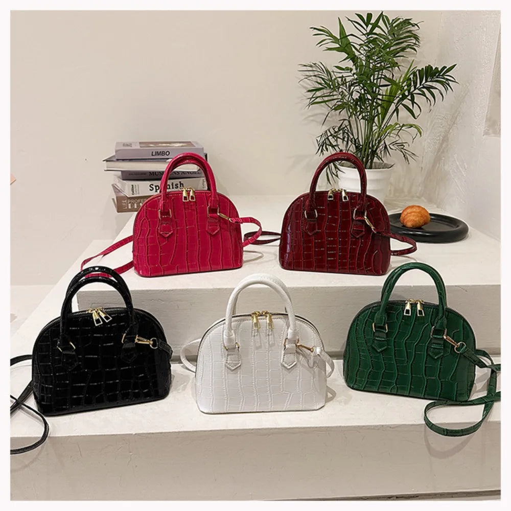 Retro Fashion PU Leather Shoulder Bag | New Women's Waterproof Crocodile Pattern Versatile Crossbody Bag Luxegan