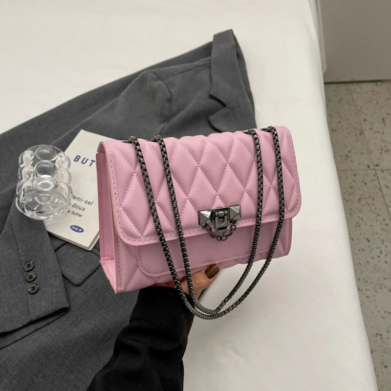 Fashionable Embossed Square Crossbody Bag | Diamond Pattern & Metal Chain Handbag Luxegan