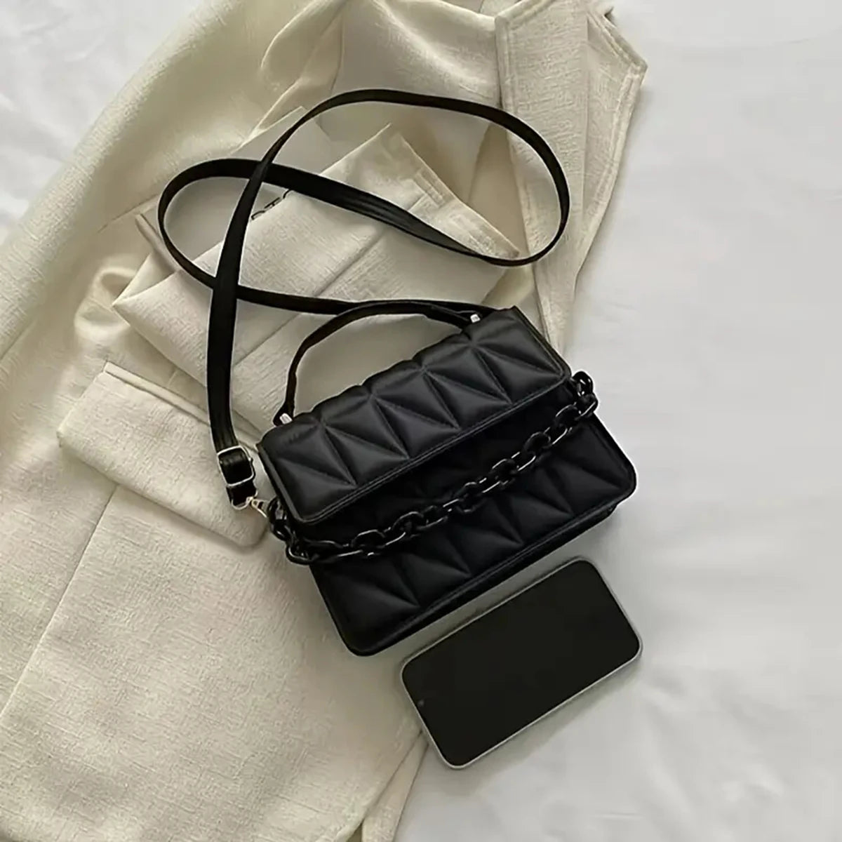 Diamond Chain Handbag Women's | Fashion Retro Embossed Small Square Bag & Single Shoulder Crossbody Bag Luxegan