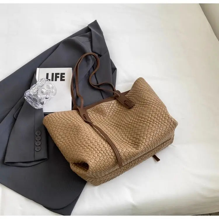 Vintage Diamond Woven Tote Bag | Fashion & Travel Shoulder Handbag Luxegan