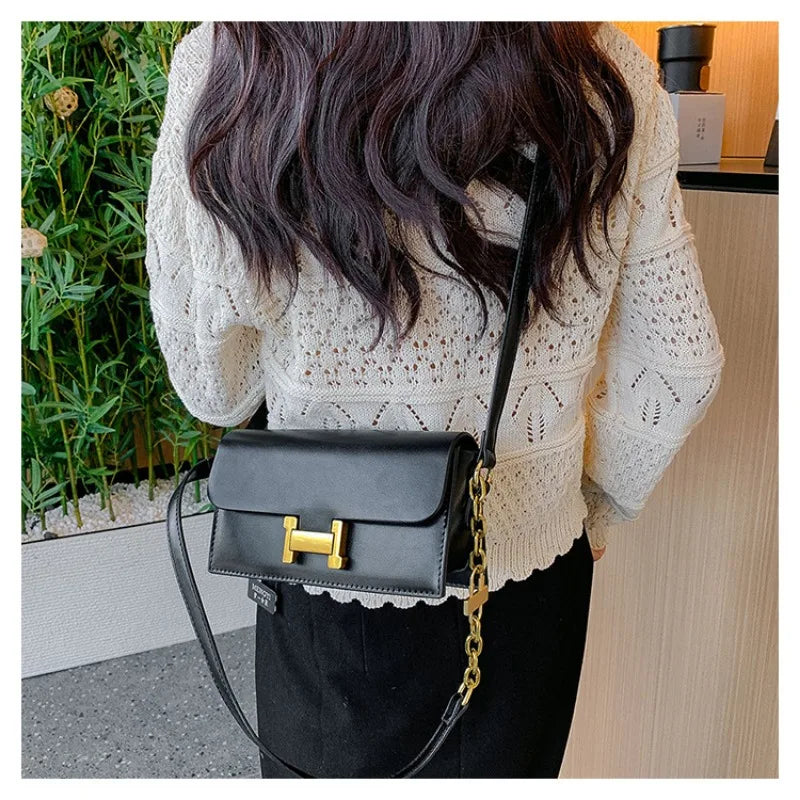 High-Quality Textured Messenger Bag | Versatile Small Square Handbag Luxegan