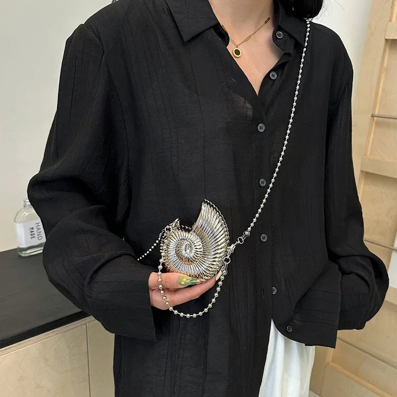 Hard Metallic Conch Shell Clutch | Metal Chain Crossbody Evening Bag Luxegan