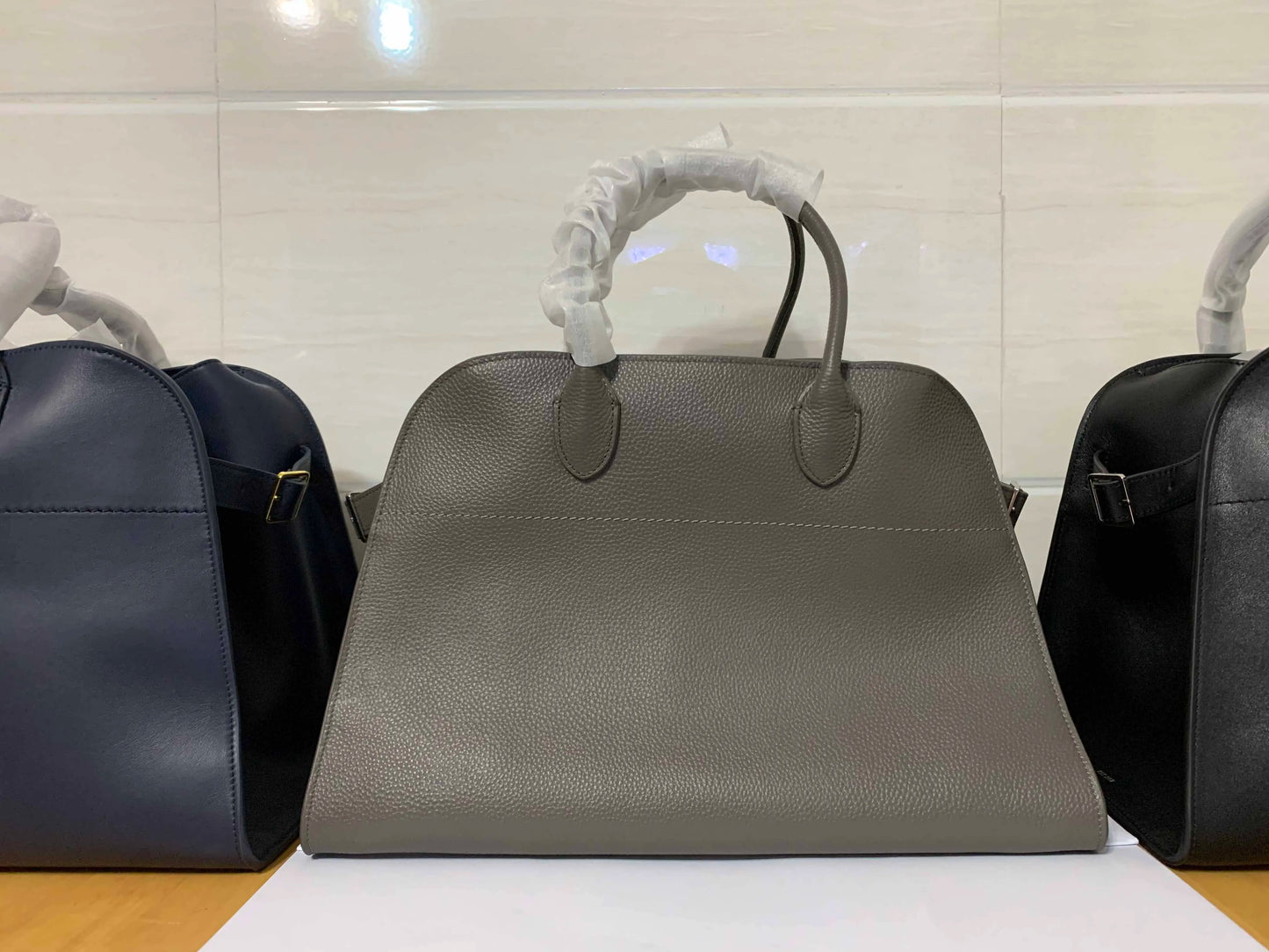 Handmade Natural Leather Large Capacity Handbag | Purely Crafted Soft & Odorless Shoulder Bag | Unisex Genuine Leather Casual Tote | Eco-Friendly Organic Cotton Lined Shopper Luxegan