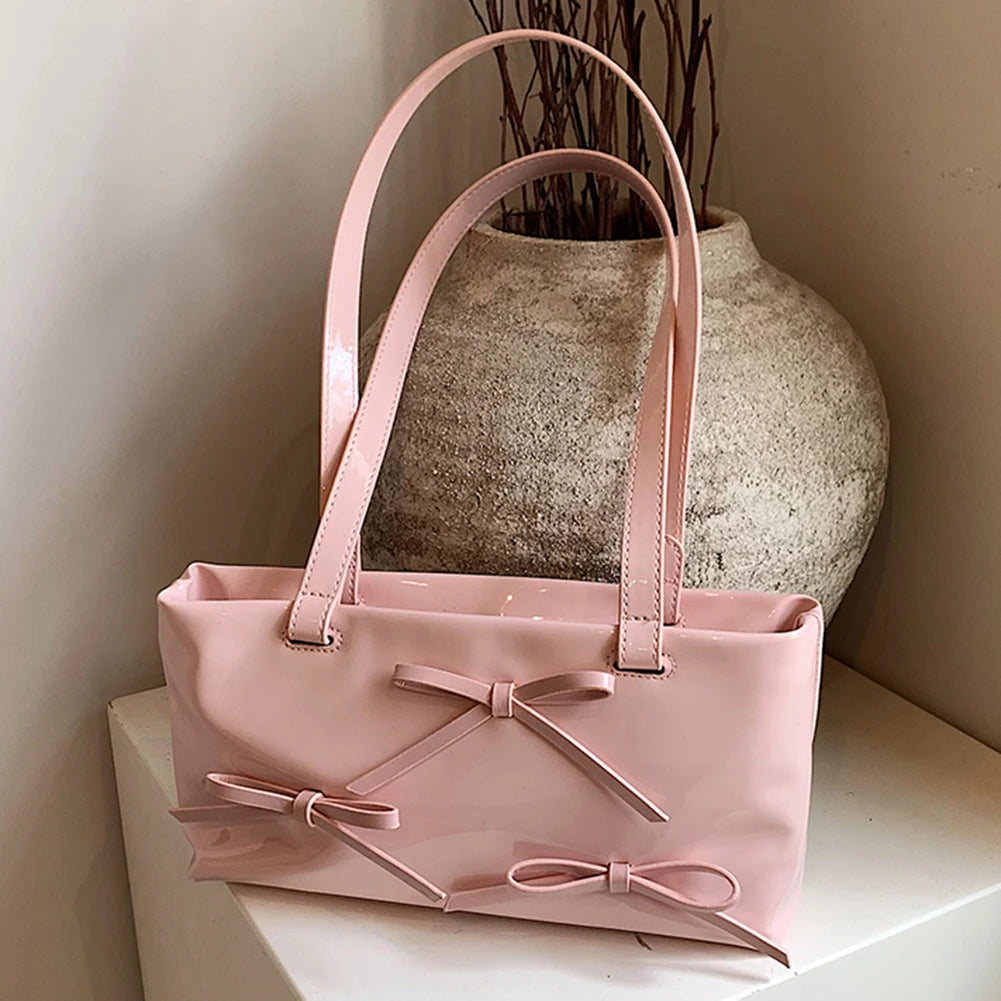 Simple Horizontal Square Design | Luxurious Patent Leather Handbag Luxegan