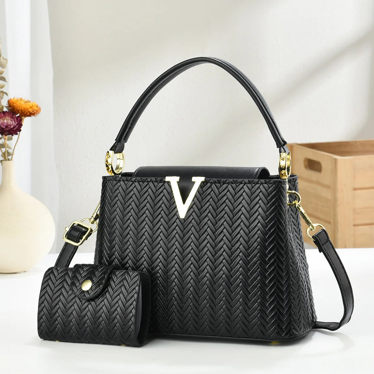 New Luxury Designer Shoulder Bag for Women | Large Capacity Fashion Crossbody Bag | Trendy PU - view 2