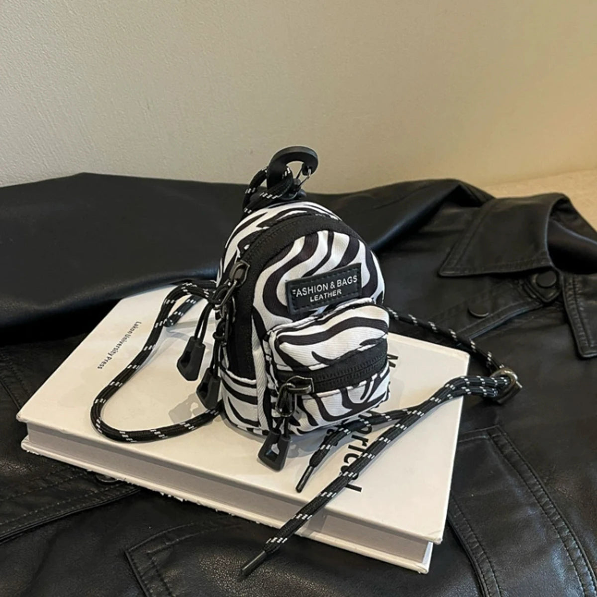 Fashionable Korean-Style Outdoor Coin Purse Luxegan