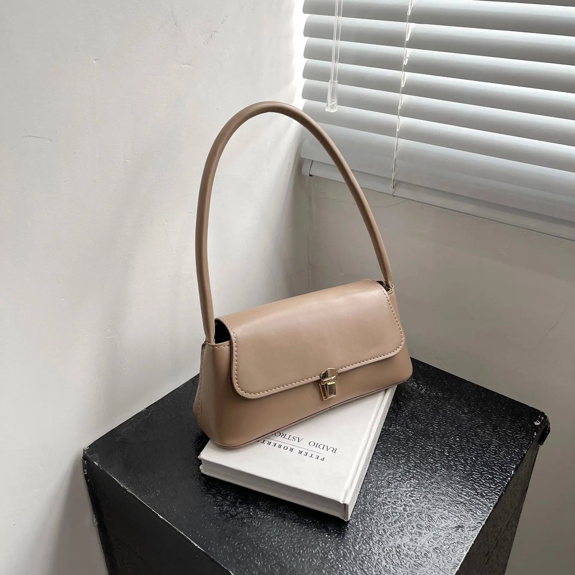 Women's Shoulder Bag Handbag | Retro Underarm Bag & Fashion Simple Solid Color New Hand Shoulder Bag Luxegan