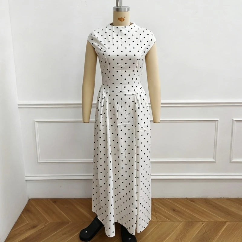 Elegant Polka Dot Fit-and-Flare Maxi Dress Luxegan