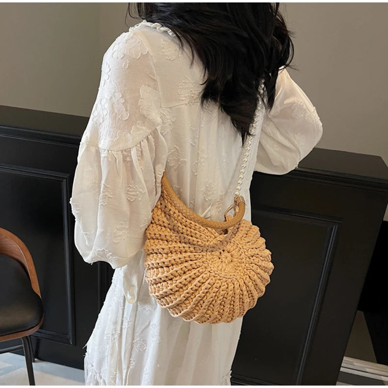 Polyester Hand-Woven Conch Shell Bag | Cute Pearls Chain Novelty Crossbody Bag Luxegan