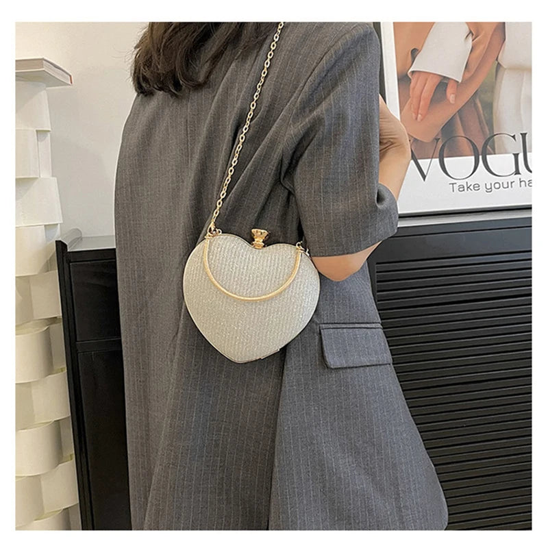 Luxury Heart-Shape Shoulder Bag for Women | Fashion Chain Strap Crossbody Bag | Faux Fur Decorated Shell Handbag for Weddings & Evening Parties Luxegan