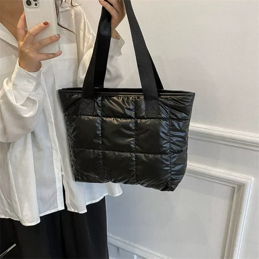 Stylish Single Shoulder Bag | Solid Color Zipper Closure & Square Shape Luxegan