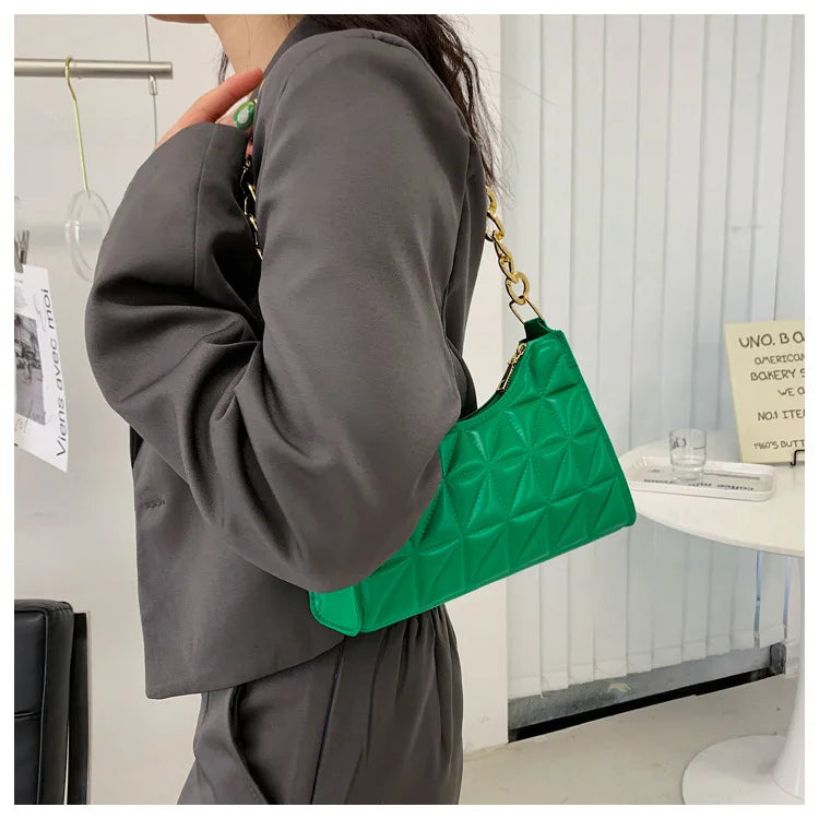 Advanced Diamond Quilted Shoulder Bag | Trendy Chain Handbag Luxegan