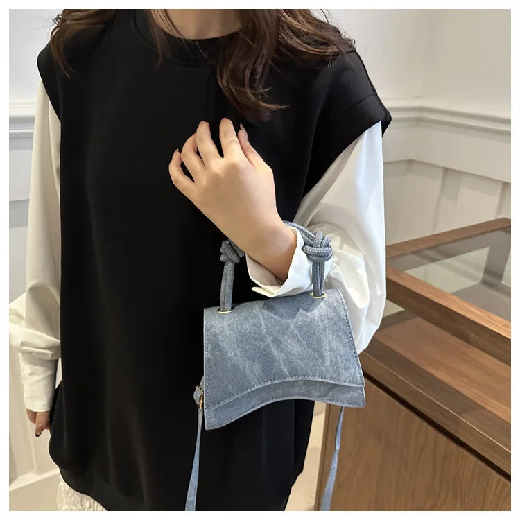 Fashionable Women's Shoulder Bag | Pure Color Trendy Crossbody Bag & Simple Casual Diagonal Bag (Small Square Bags for Autumn & All Seasons) Luxegan